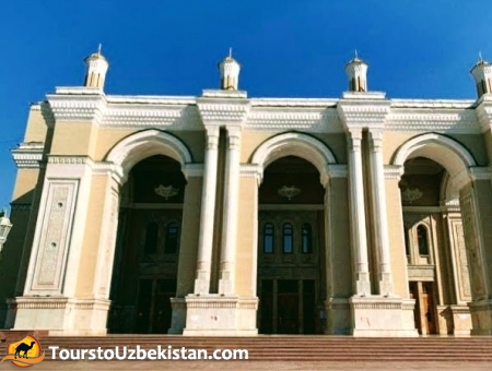 Main photo