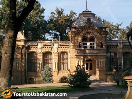 Main photo